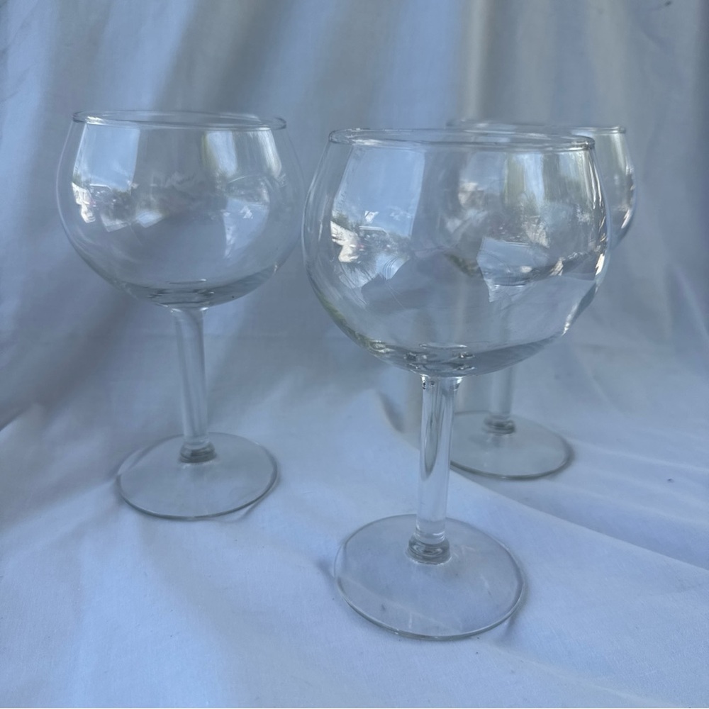 Set of 3 Balloon Red Wine Glasses Clear Glass Vintage 7” - Picture 3 of 5